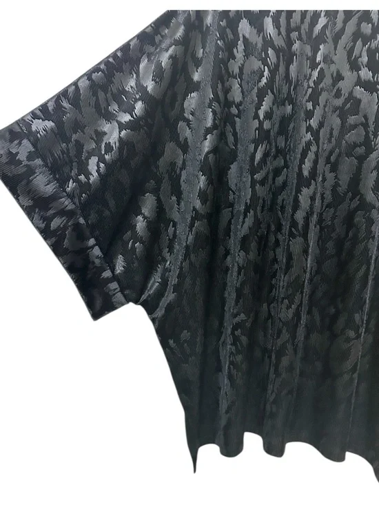 Adrienne Black Velvet Satin Leopard Burnout Oversized Boxy Top USA NWT Large - Picture 3 of 7
